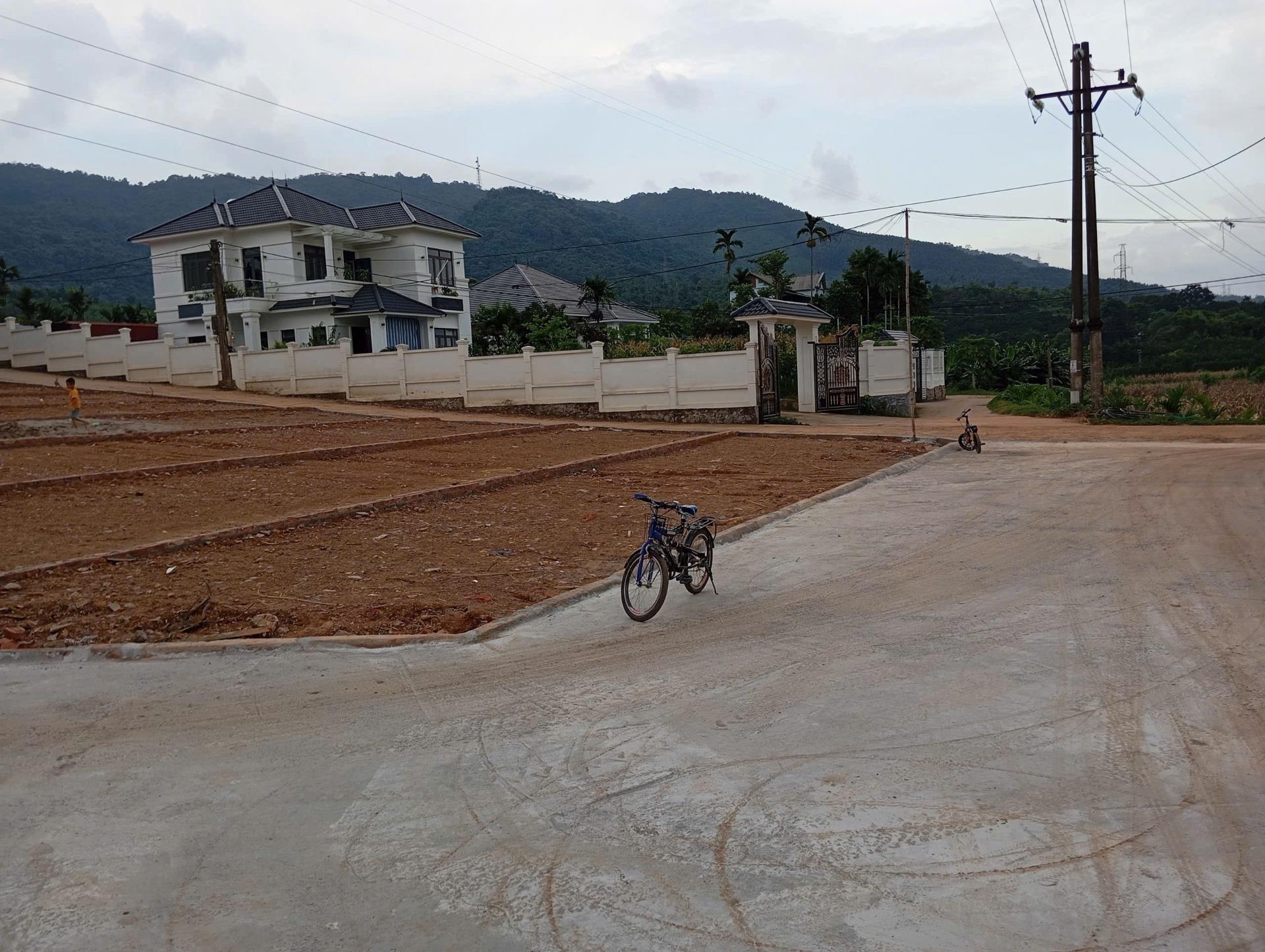 Cần bán nhanh đất nền 107,5 m2 tại Thành phố Hòa Bình - Hòa Bình, giá 700 tr