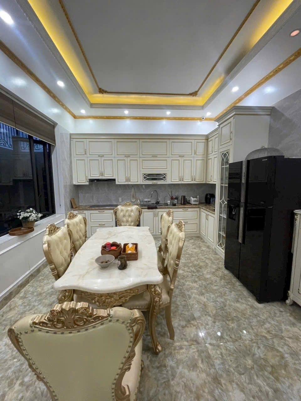 Chuyển nhượng nhà đẹp 200 m2 tại Phường Anh Dũng - Dương Kinh - Hải Phòng, giá 7 tỷ