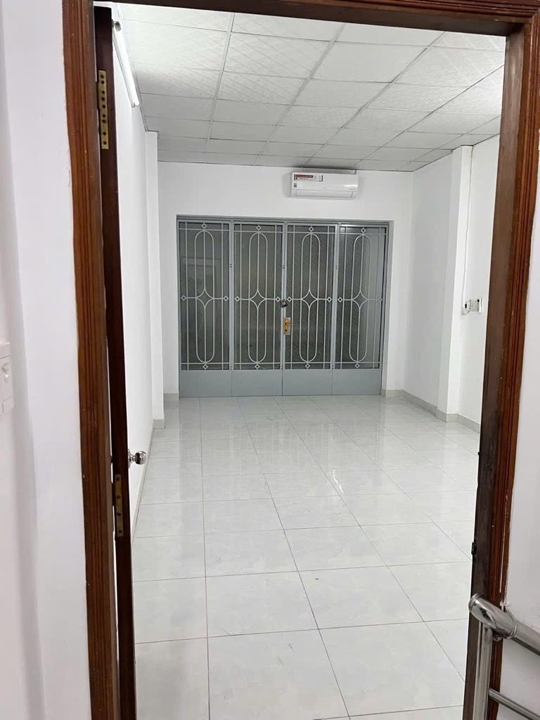 Cần bán ngay nhà 70 m2 tại Đường Huỳnh Tấn Phát - Tân Thuận Tây - Quận 7 - TP Hồ Chí Minh, giá rẻ