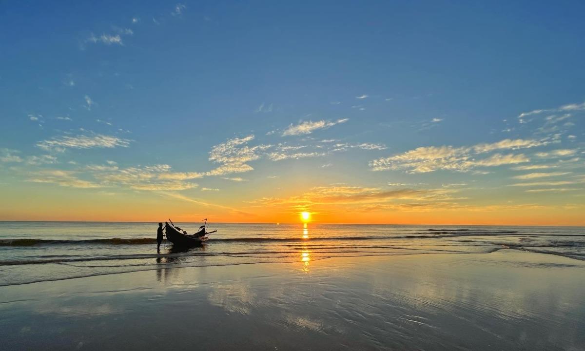 Cần bán gấp lô đất 450 m2 tại Thị trấn Cửa Tùng - Vĩnh Linh - Quảng Trị, giá 2,5 tỷ