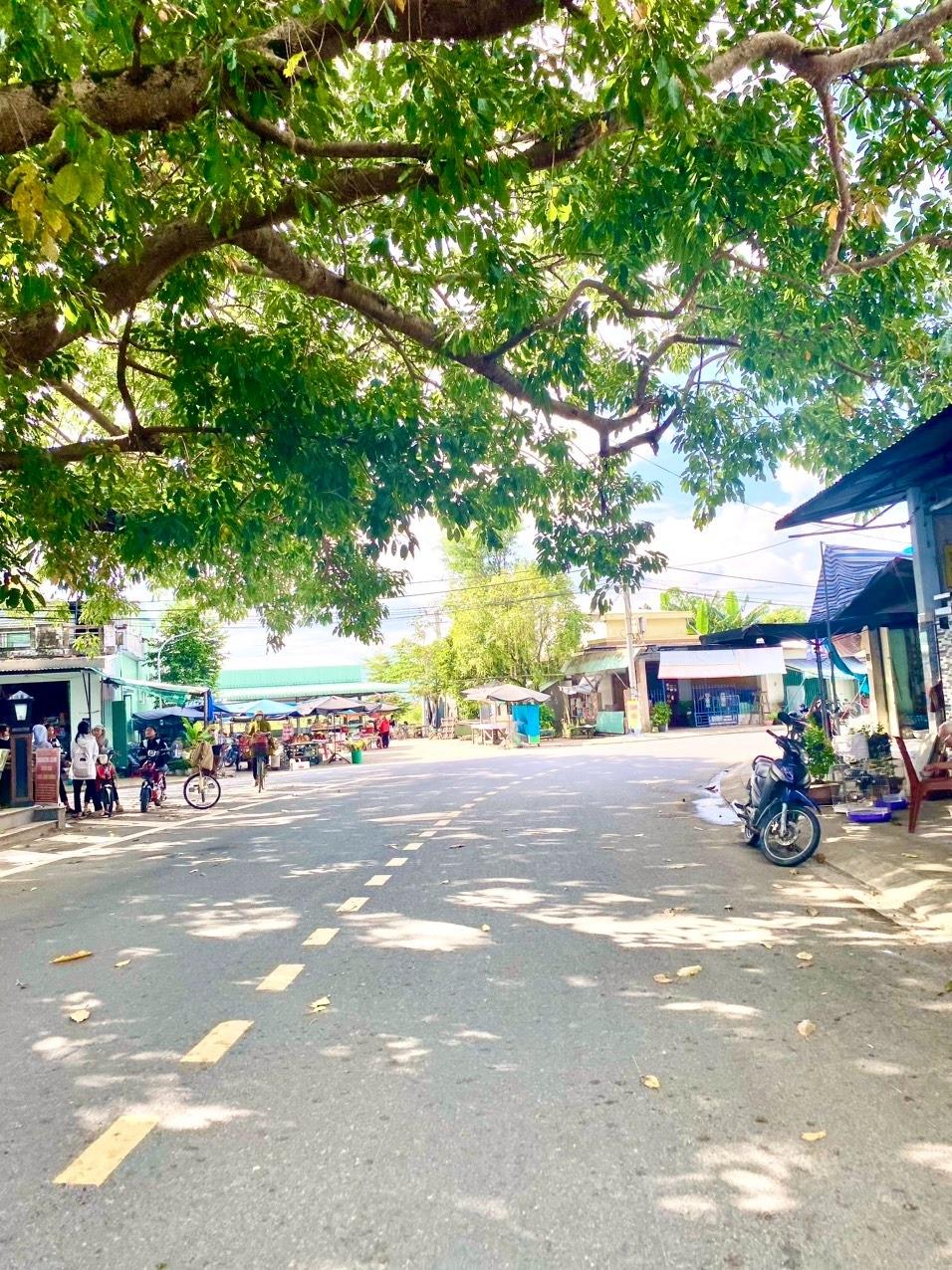 Cần bán đất nền 150 m2 tại Huyện Duy Xuyên - Quảng Nam, giá tốt