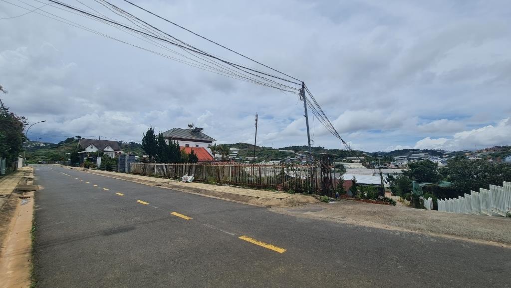 Bán lô đất nền 189 m2 tại Thị trấn Lạc Dương - Lạc Dương - Lâm Đồng, giá 4,5 tỷ