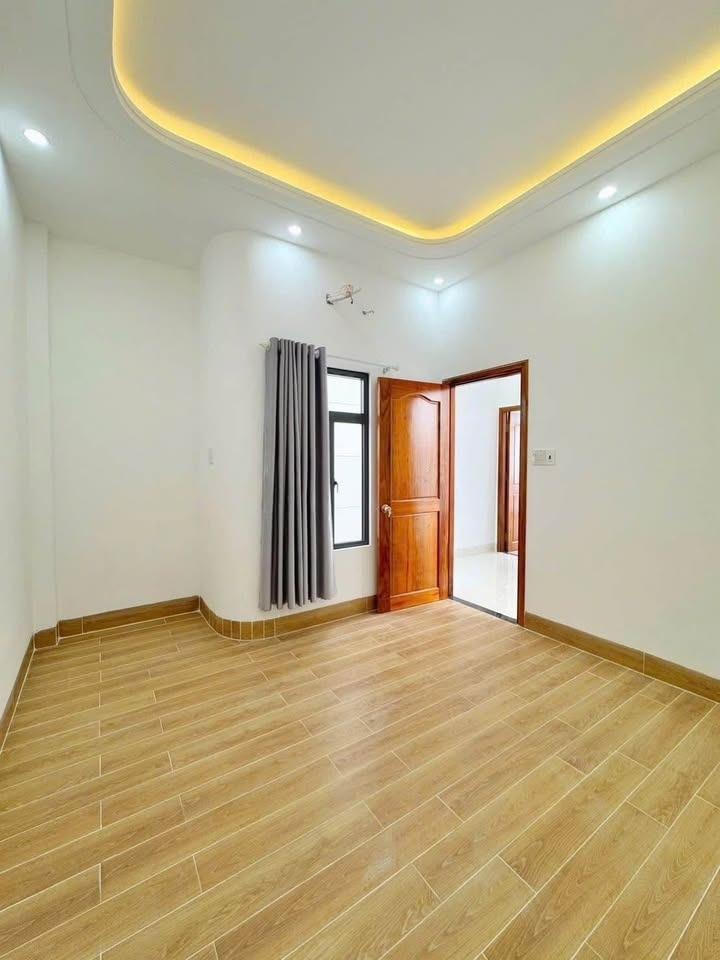 Cần bán ngay nhà sổ riêng 69 m2 tại Xã Tân Hiệp - Tân Uyên - Bình Dương, giá 1,9 tỷ