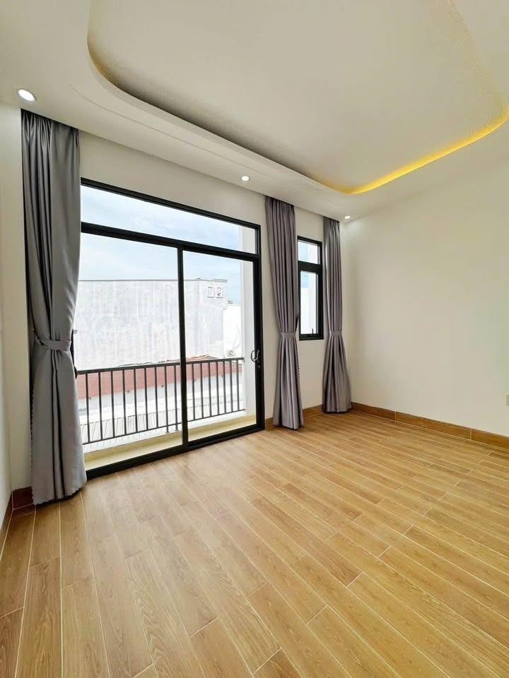 Cần bán ngay nhà sổ riêng 69 m2 tại Xã Tân Hiệp - Tân Uyên - Bình Dương, giá 1,9 tỷ