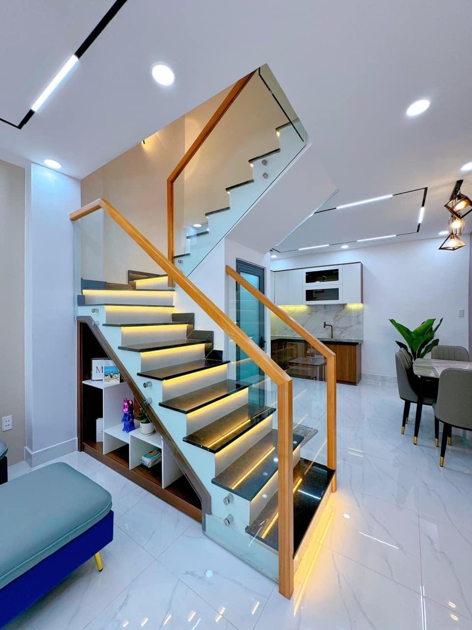 Chuyển nhượng nhà sổ riêng 42 m2 tại Đường Lê Đức Thọ - 16 - Gò Vấp - TP Hồ Chí Minh, giá 2,45 tỷ