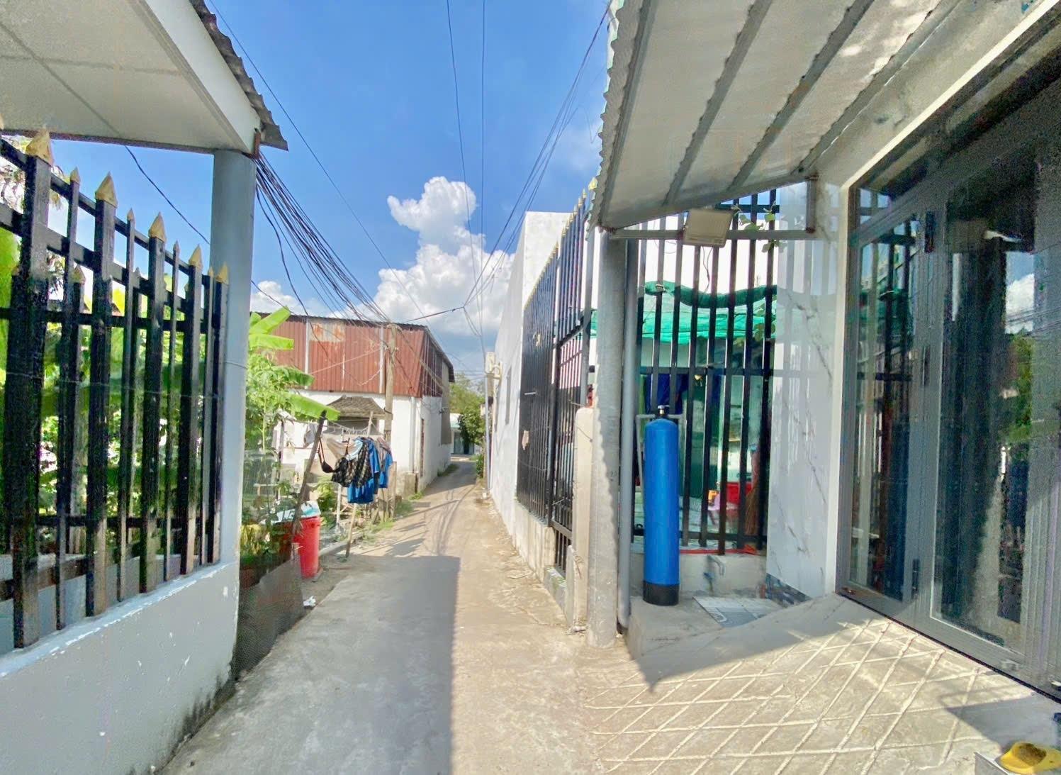 Cần bán gấp miếng đất 107 m2 tại Đường DT833B - Long Định - Cần Đước - Long An, giá 830 triệu