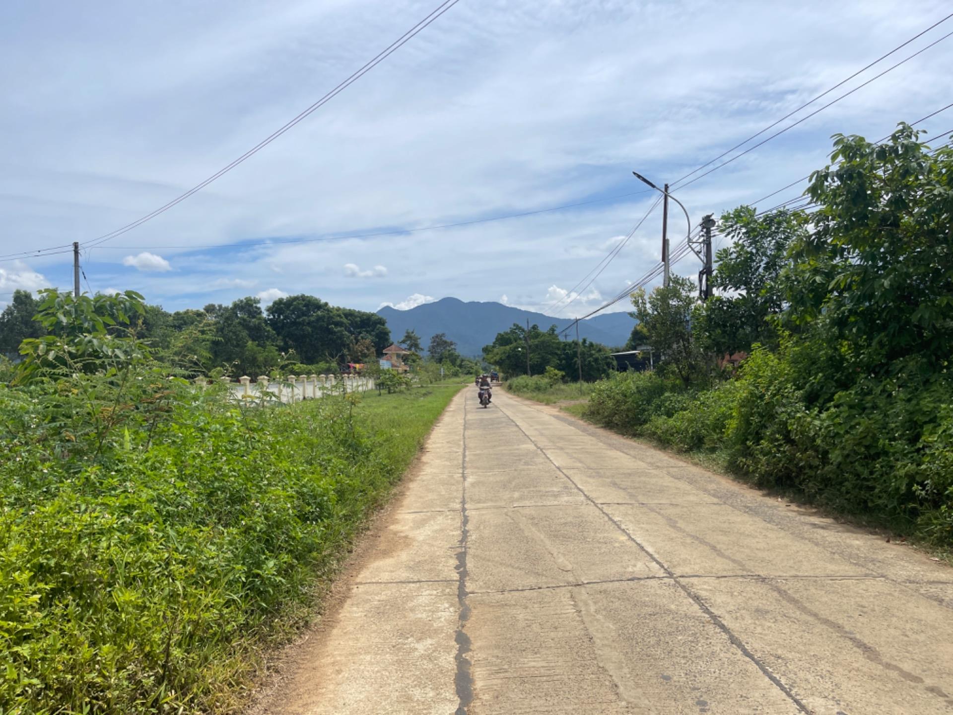 Bán gấp đất nền 712 m2 tại Xã Sông Hinh - Sông Hinh - Phú Yên, giá 350 tr