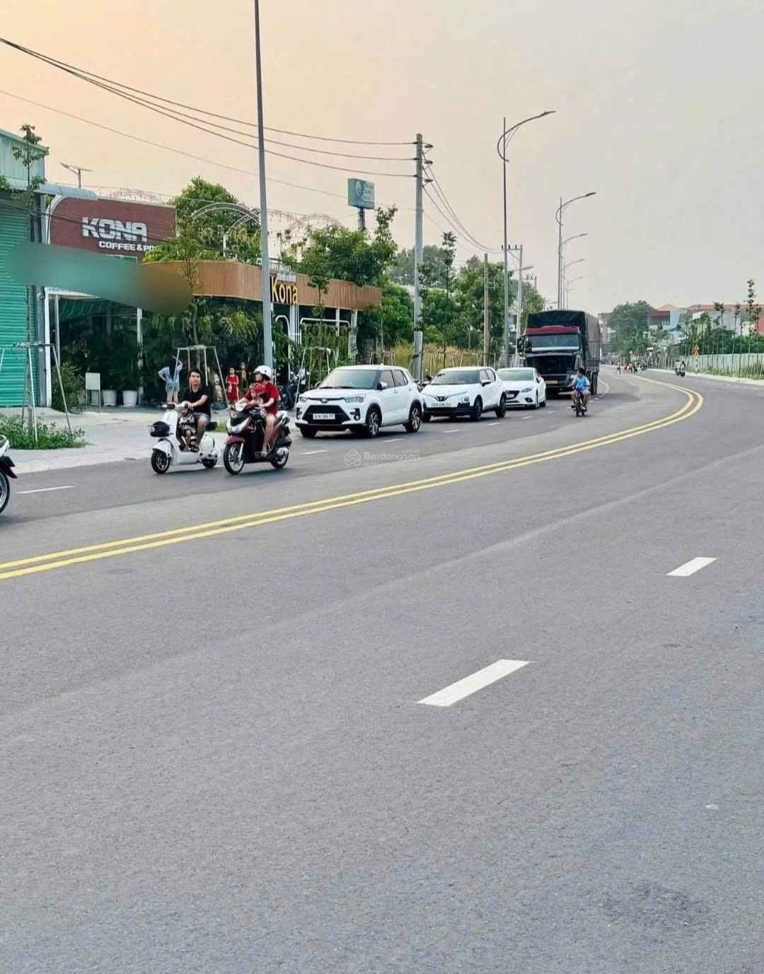 Chuyển nhượng lô đất sổ riêng 100 m2 tại Huyện Tân Uyên - Bình Dương, giá 830 triệu