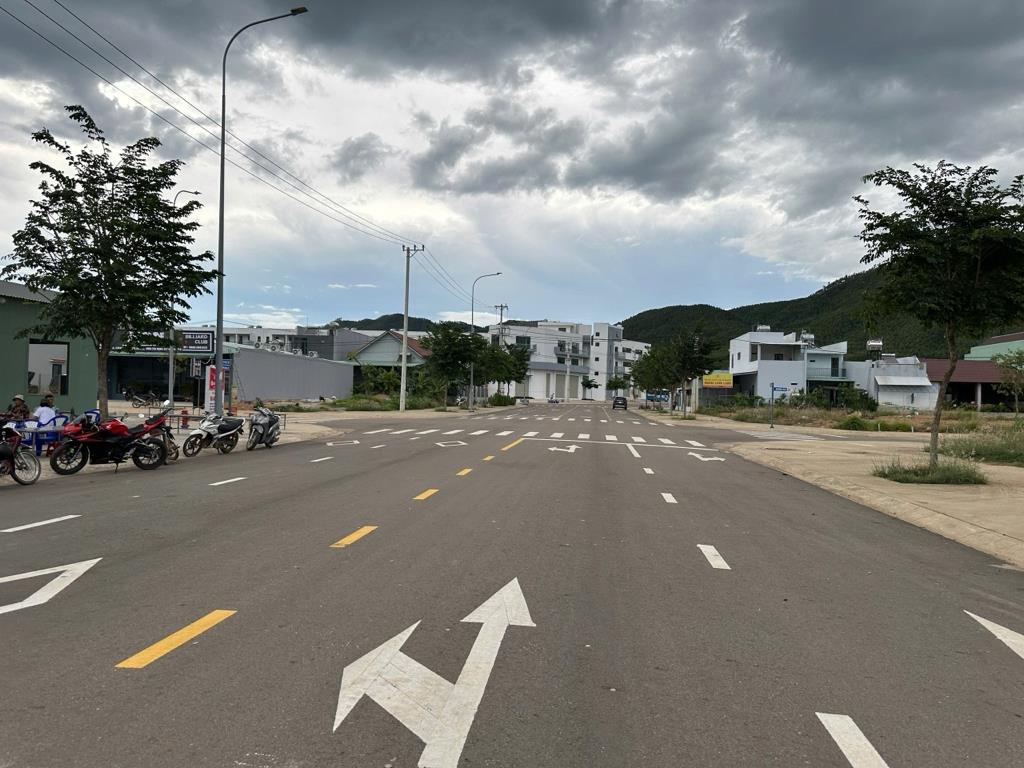 Bán gấp lô đất nền 150 m2 tại Xã Canh Vinh - Vân Canh - Bình Định, giá 895 triệu