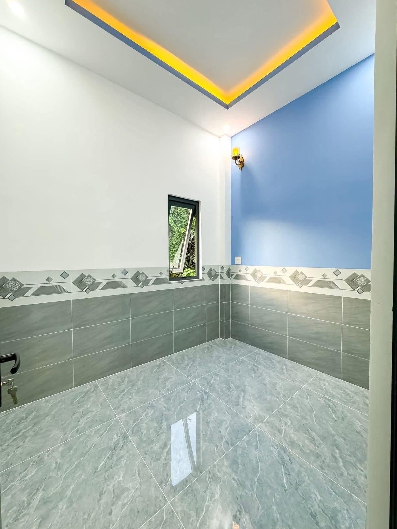 Cần bán ngay nhà riêng sổ đỏ 120 m2 tại Đường Bùi Ngọc Thu - Thủ Dầu Một, giá 1,8 tỷ