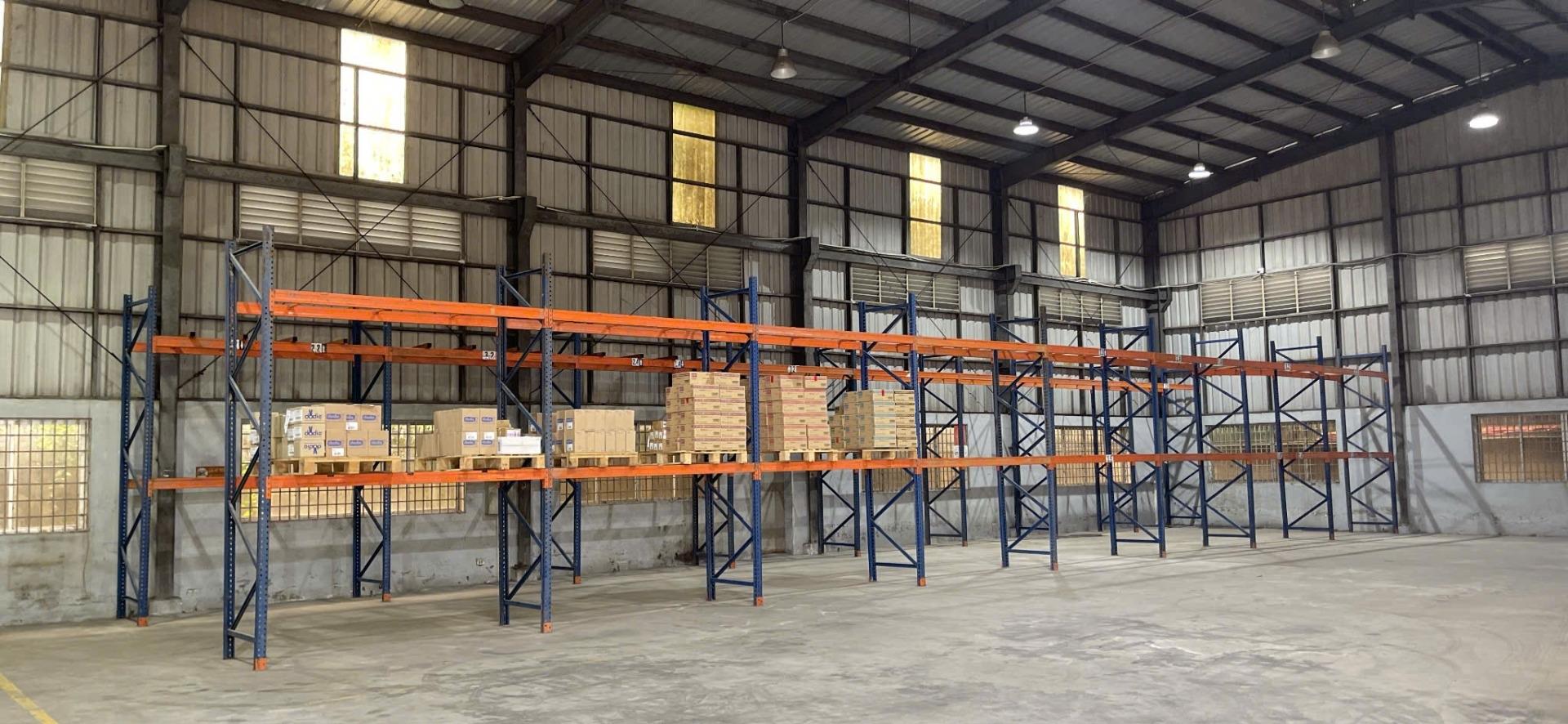 Cho thuê kho tại KCN Đài Tư. đường Nguyễn Văn Linh. Long Biên. Hà 