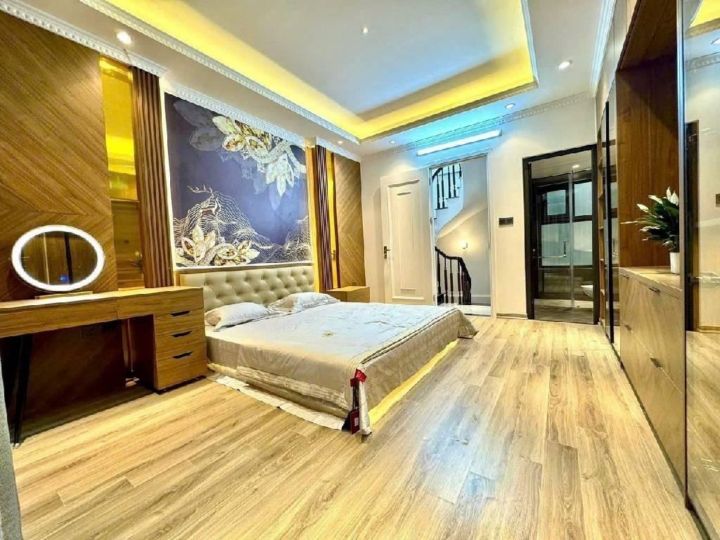 Bán nhanh nhà shr 35 m2 tại Đường Yên Hòa - Yên Hòa - Cầu Giấy - Hà Nội, giá 9,55 tỷ