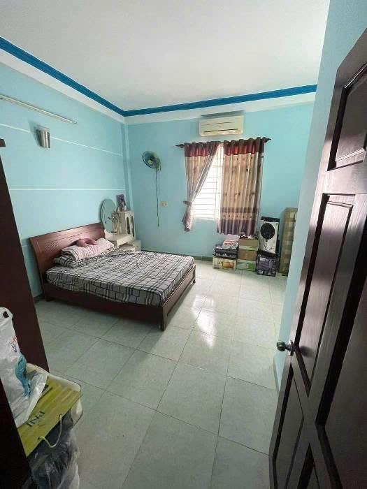 Cần bán gấp nhà sổ riêng 80 m2, hướng Tây tại Đường Huỳnh Tấn Phát - Phú Mỹ - Quận 7, giá 8,65 tỷ