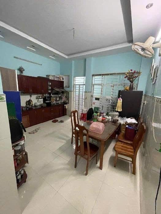 Cần bán gấp nhà sổ riêng 80 m2, hướng Tây tại Đường Huỳnh Tấn Phát - Phú Mỹ - Quận 7, giá 8,65 tỷ