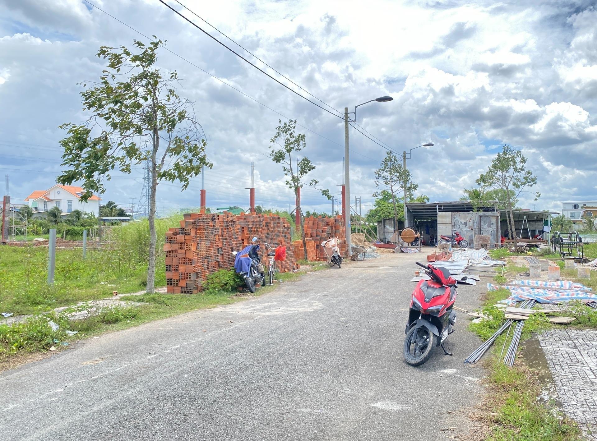 Cần bán nền đất 76 m2 tại Đường Quốc lộ 1A - 4 - Tân An - Long An, giá 1,6 tỷ