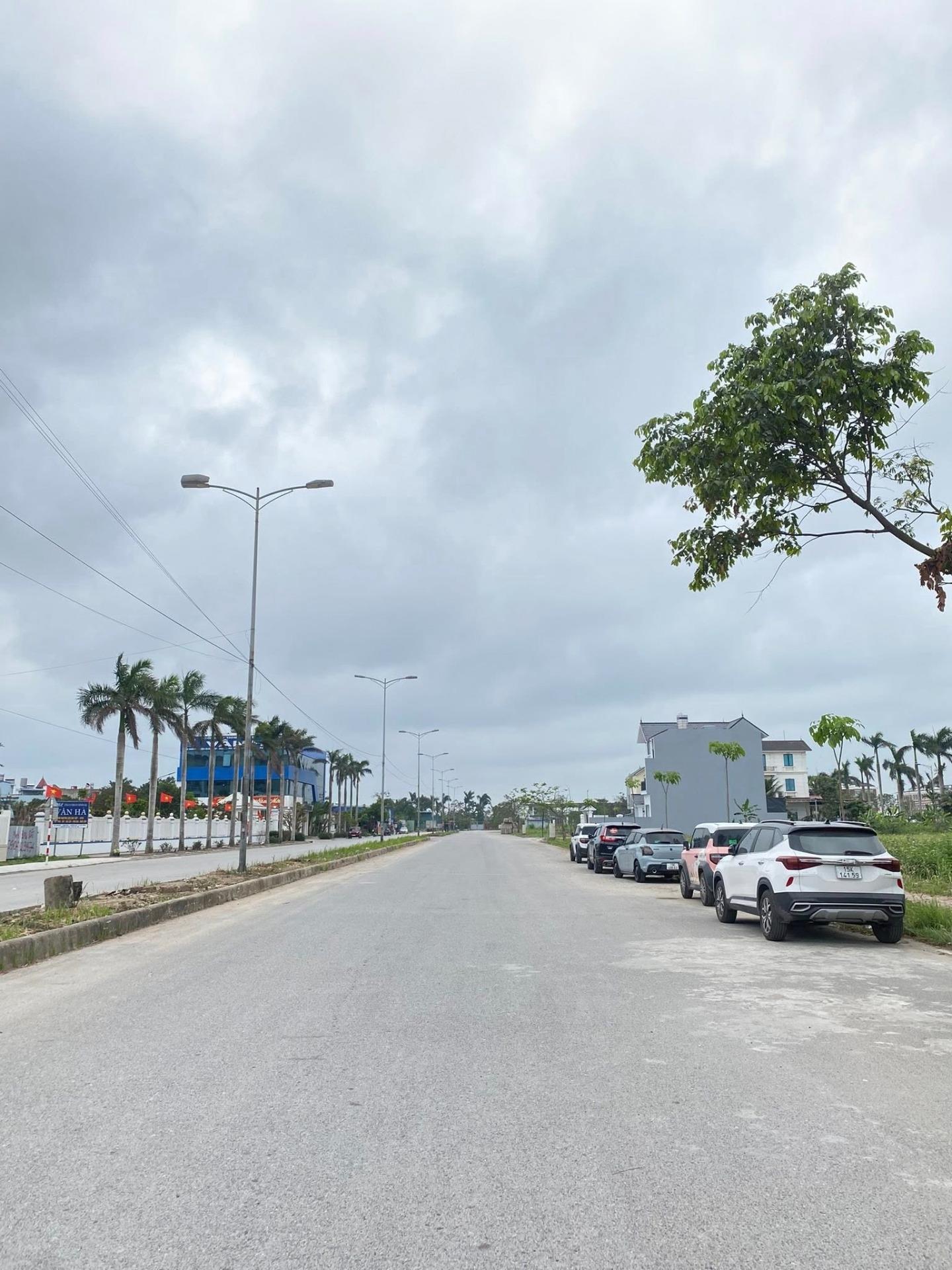 Cần bán đất nền 185 m2, hướng Đông-Nam tại Phường Hưng Đạo - Dương Kinh - Hải Phòng, giá 6,1 tỷ