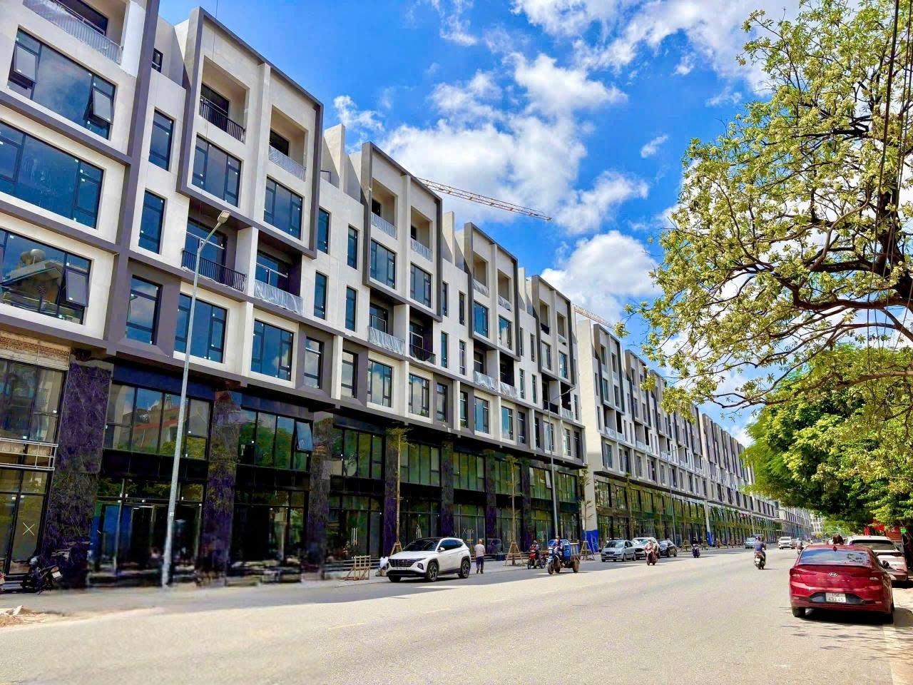 Cần bán shophouses 78 m2, giá 16 tỷ tại Phường Máy Chai - Ngô Quyền - Hải Phòng