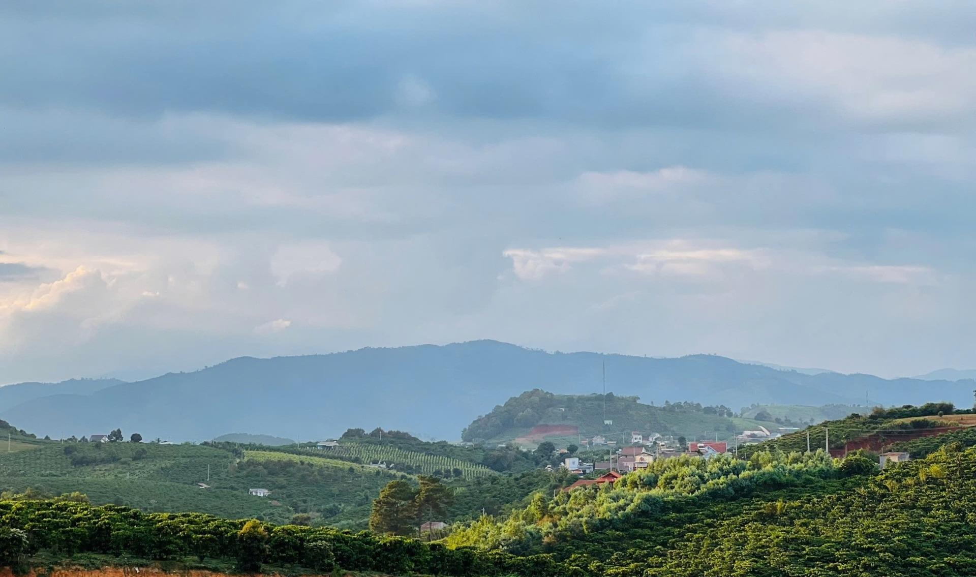 Sở hữu ngay nền đất 2066 m2 tại Xã Nam Hà - Lâm Hà - Lâm Đồng, giá 999 tr