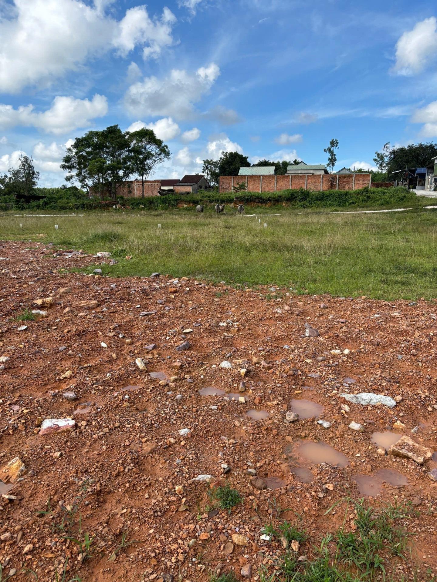 Bán nhanh lô đất 102 m2 tại Đường Dạ Lê - Thủy Phương - Hương Thủy - Thừa Thiên Huế, giá 629 triệu