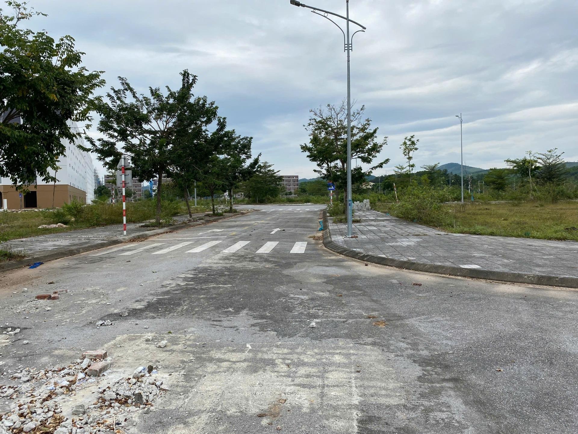 Cần bán nhanh đất nền 240 m2 tại Phường Hải Yên - Móng Cái - Quảng Ninh, giá 31 triệu