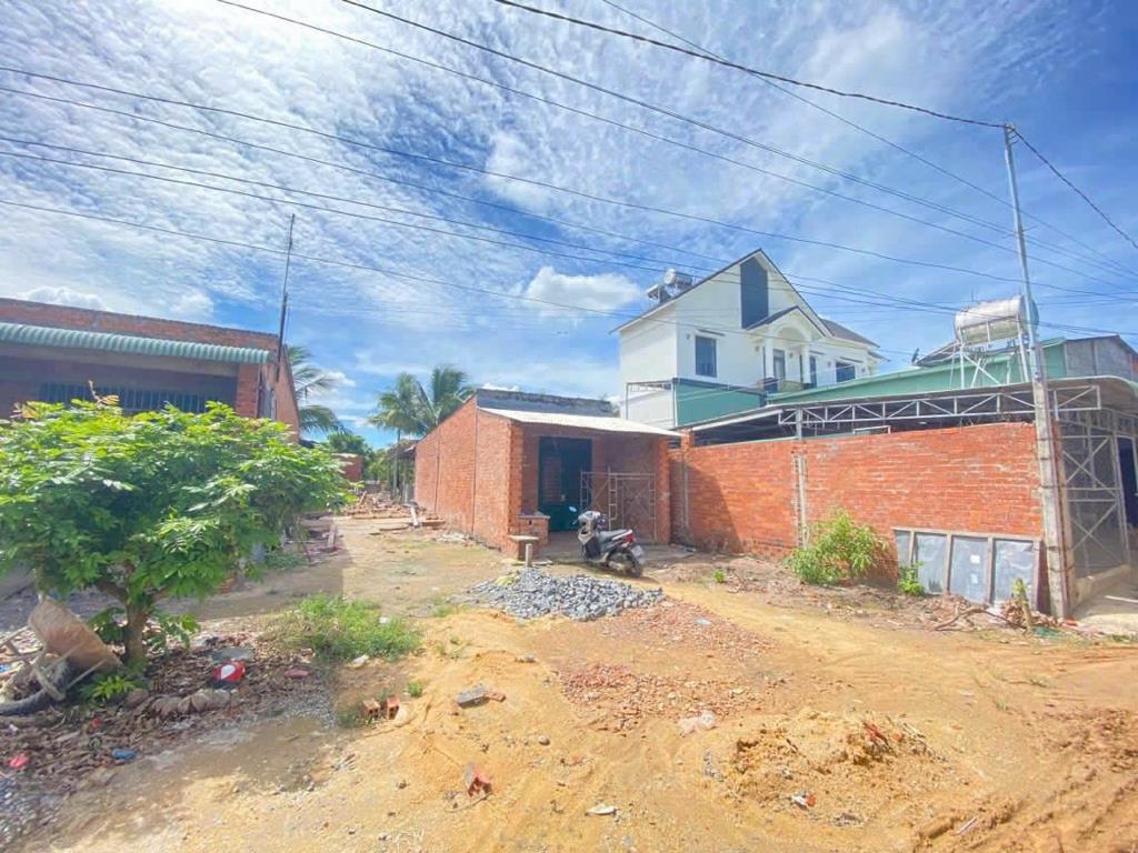 Bán nhà sổ riêng 153 m2 tại Xã Truông Mít - Dương Minh Châu - Tây Ninh, thỏa thuận