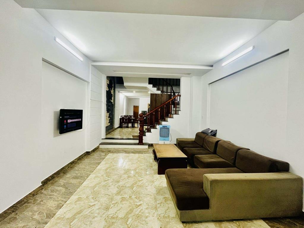 Cần cho thuê gấp nhà tại Phố Phạm Tuấn Tài - Khuê Mỹ - Ngũ Hành Sơn, 100 m2, giá 16,5 tr/tháng