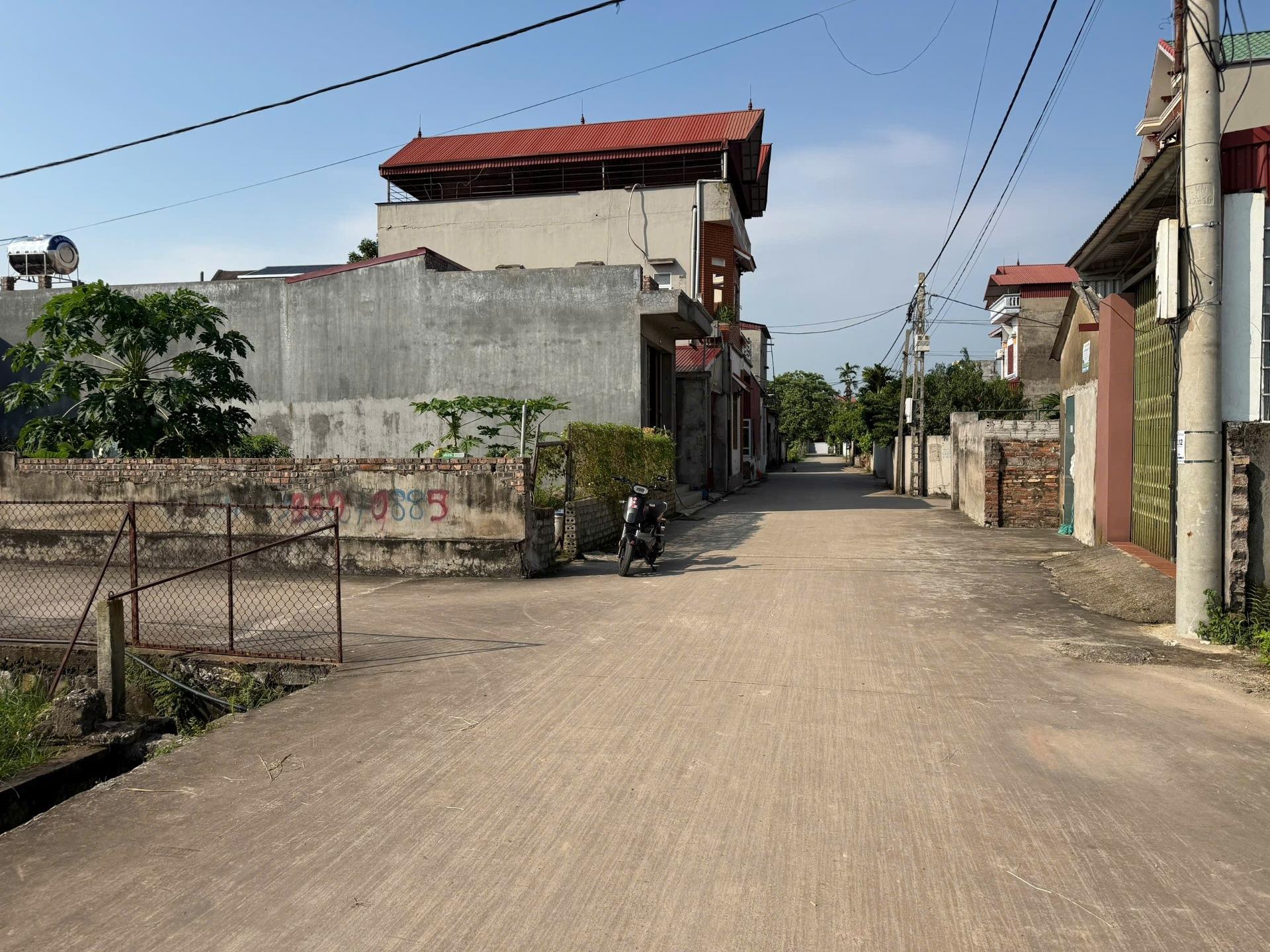 Bán nhanh mảnh đất 90 m2, hướng Đông-Nam tại Xã Đức Giang - Yên Dũng - Bắc Giang, giá 1,7 tỷ