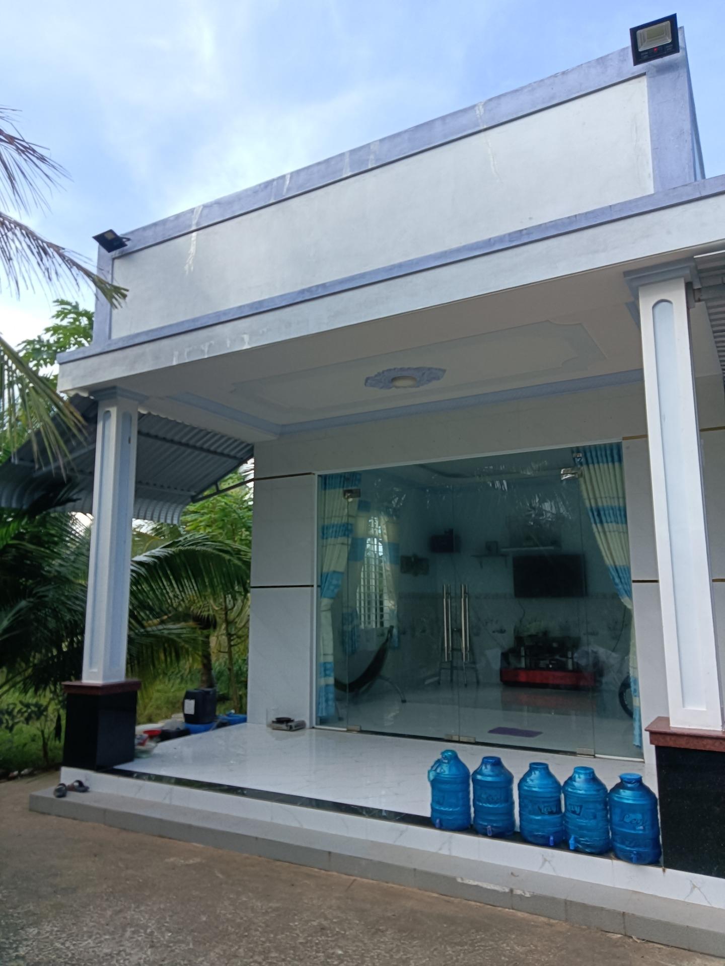 Chuyển nhượng nhà đất 453 m2, hướng Đông-Bắc tại Xã An Ngãi Tây - Ba Tri - Bến Tre, giá 1,5 tỷ