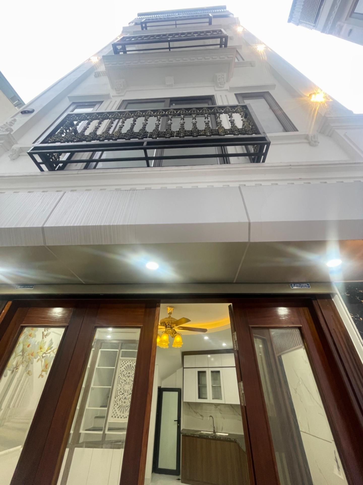 Sở hữu ngay căn nhà đẹp 36 m2, hướng Tây-Nam tại Đường Phú Diễn - Bắc Từ Liêm, giá 6,2 tỷ - Ảnh 1