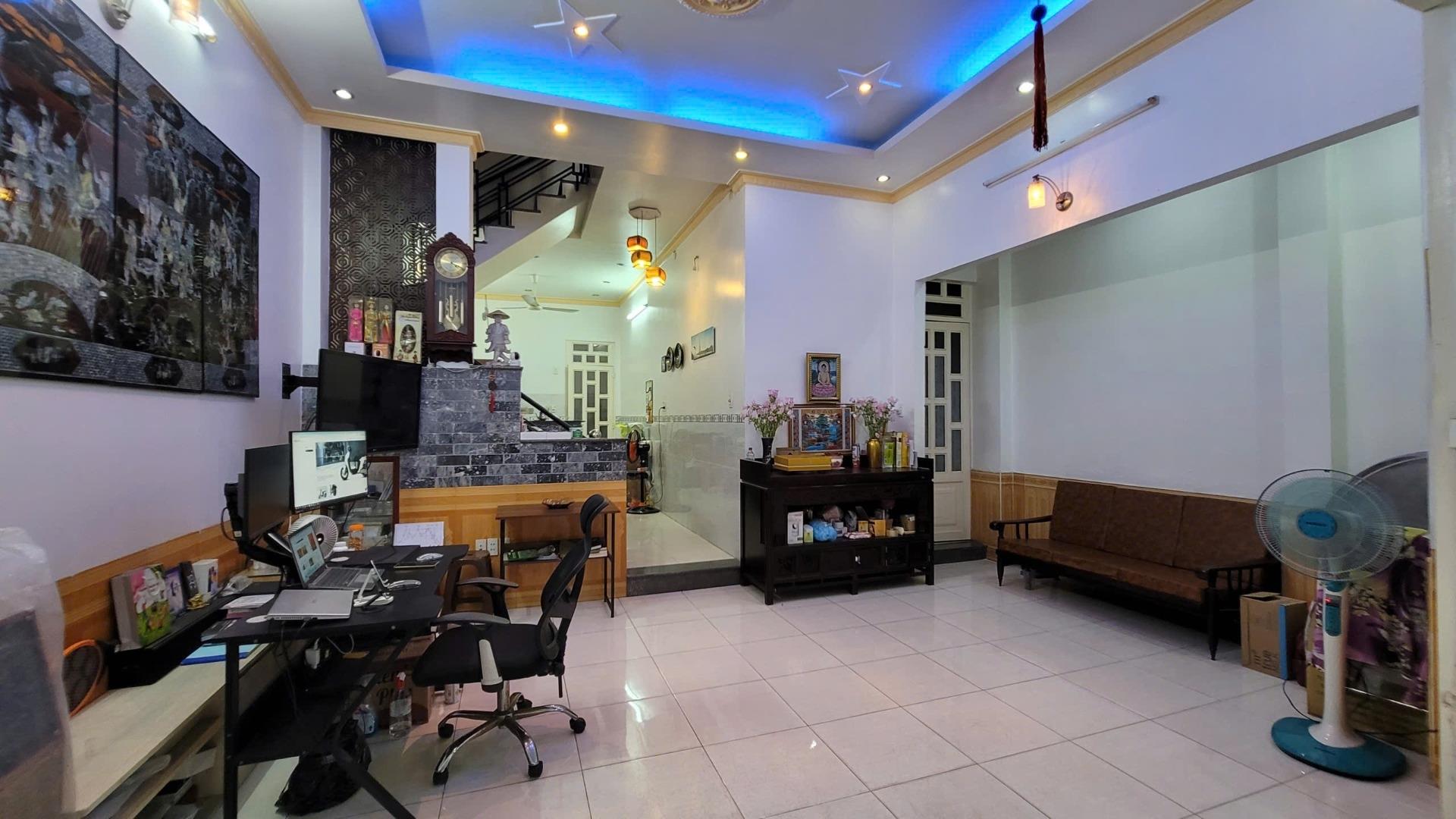 Cần bán gấp nhà riêng 90 m2 tại Đường Bình Trị Đông - Bình Trị Đông A - Bình Tân, giá 6,85 tỷ