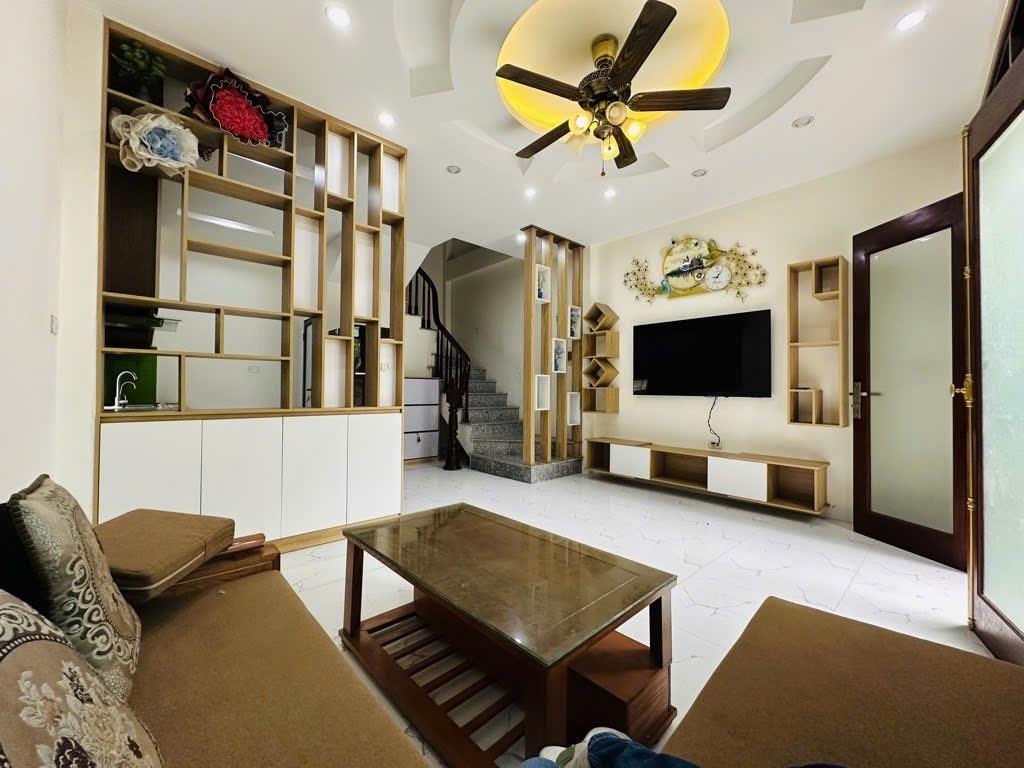 Cần bán nhanh căn nhà riêng 35 m2 tại Đường Lai Xá - Kim Chung - Hoài Đức - Hà Nội, giá 4,8 tỷ