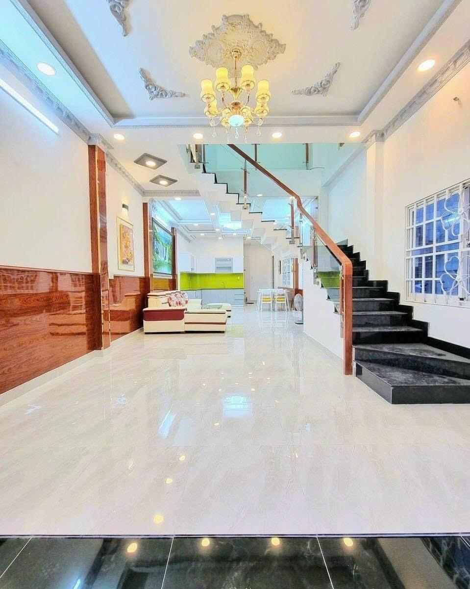 Bán nhà 60 m2 tại Đường 320 Bông Sao - 5 - Quận 8 - TP Hồ Chí Minh, giá 900 triệu