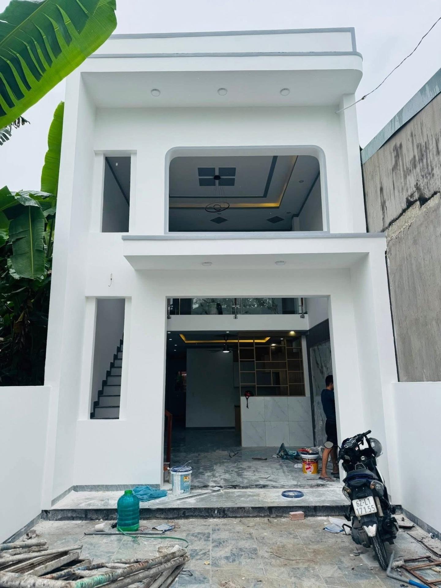 Bán gấp nhà riêng sổ đỏ 100 m2, hướng Đông-Nam tại Xã Tương Bình Hiệp - Thủ Dầu Một, giá 2,65 tỷ