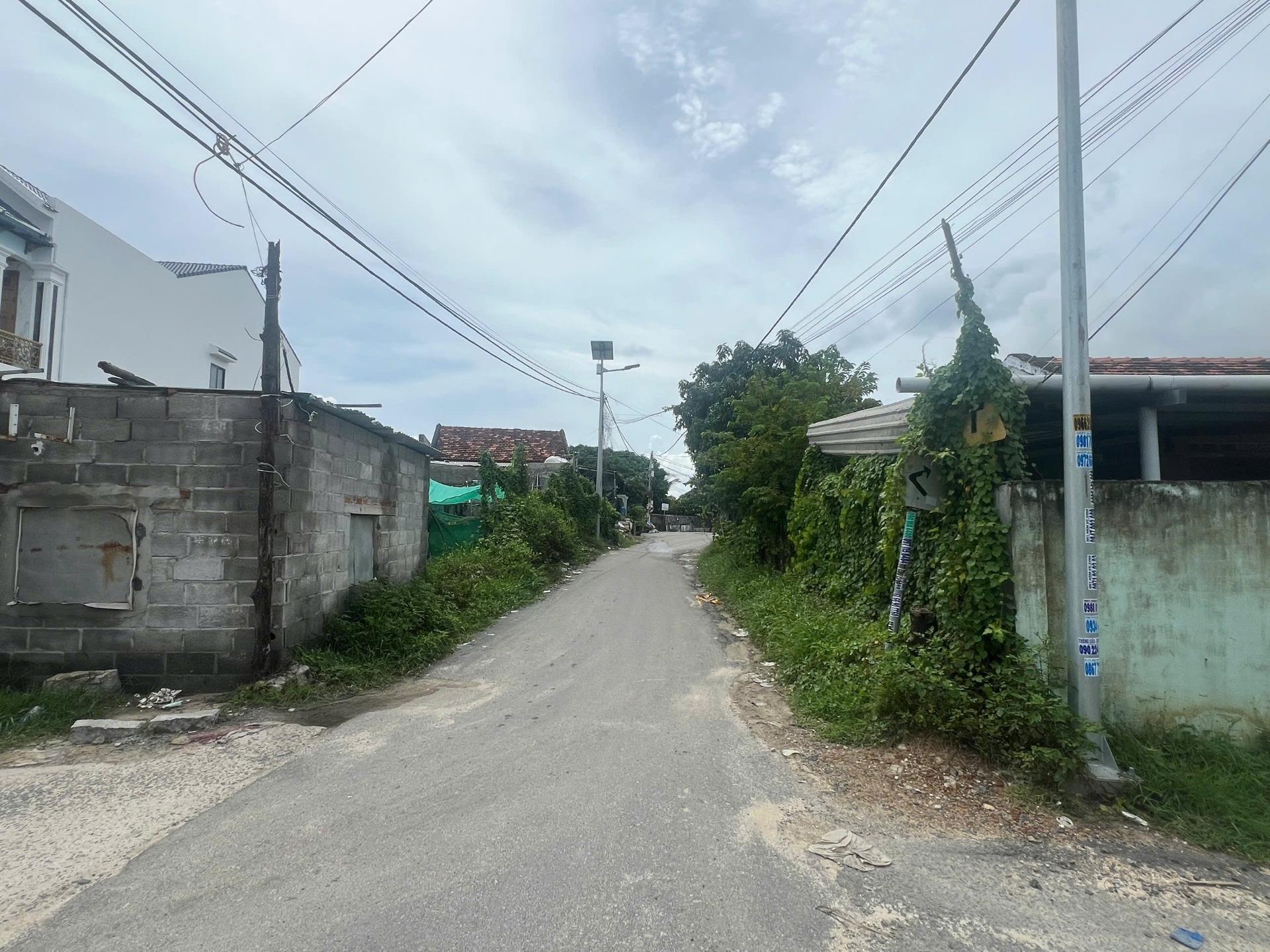 Cần bán ngay miếng đất 361,3999938964844 m2 tại Cam Ranh - Khánh Hòa, giá 10 tỷ