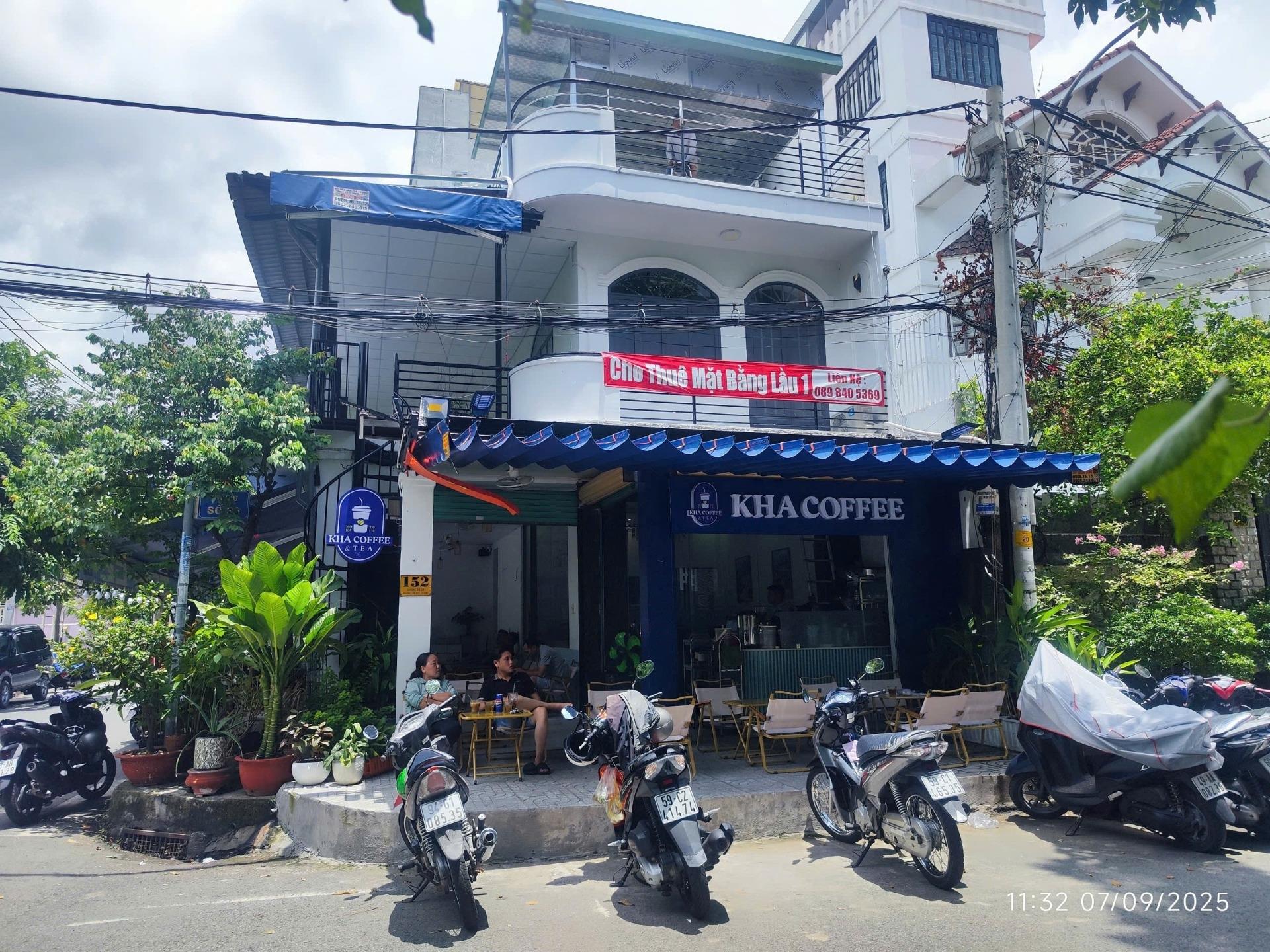 Cho thuê mặt bằng bán đồ ăn nhanh / đồ ăn mang đi tại quán cafe