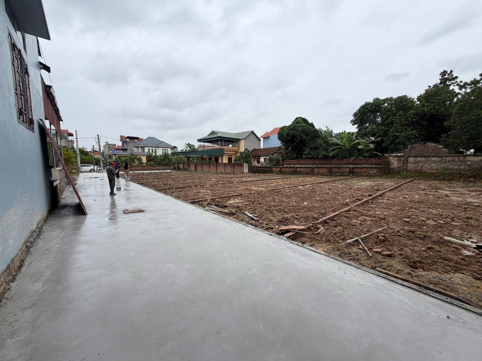 Bán gấp lô đất sổ riêng 95 m2 tại Xã Nhân Thắng - Gia Bình - Bắc Ninh, giá 2,4 tỷ