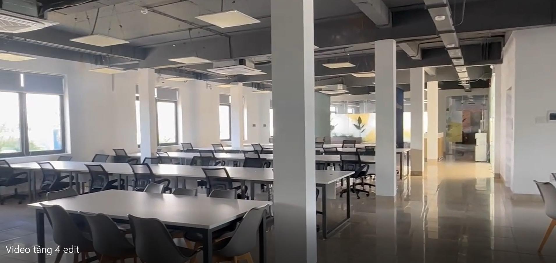 Cần mặt bằng rộng 300m²? Tầng 4 sẵn trống –Đã có sẵn bàn ghế và phòng họp, setup linh hoạt