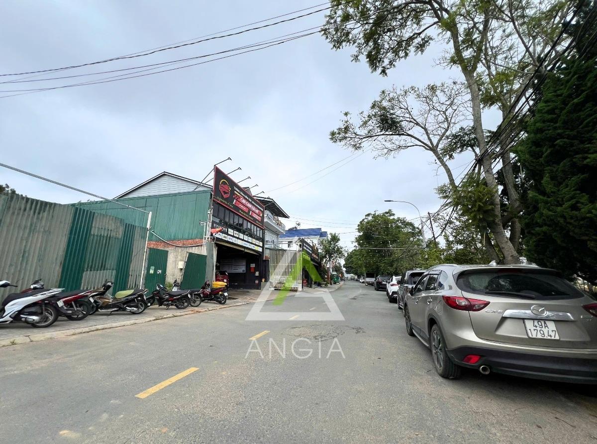 Chuyển nhượng lô đất 376 m2, hướng Tây-Bắc tại 9 - Đà Lạt - Lâm Đồng, giá 26 tỷ