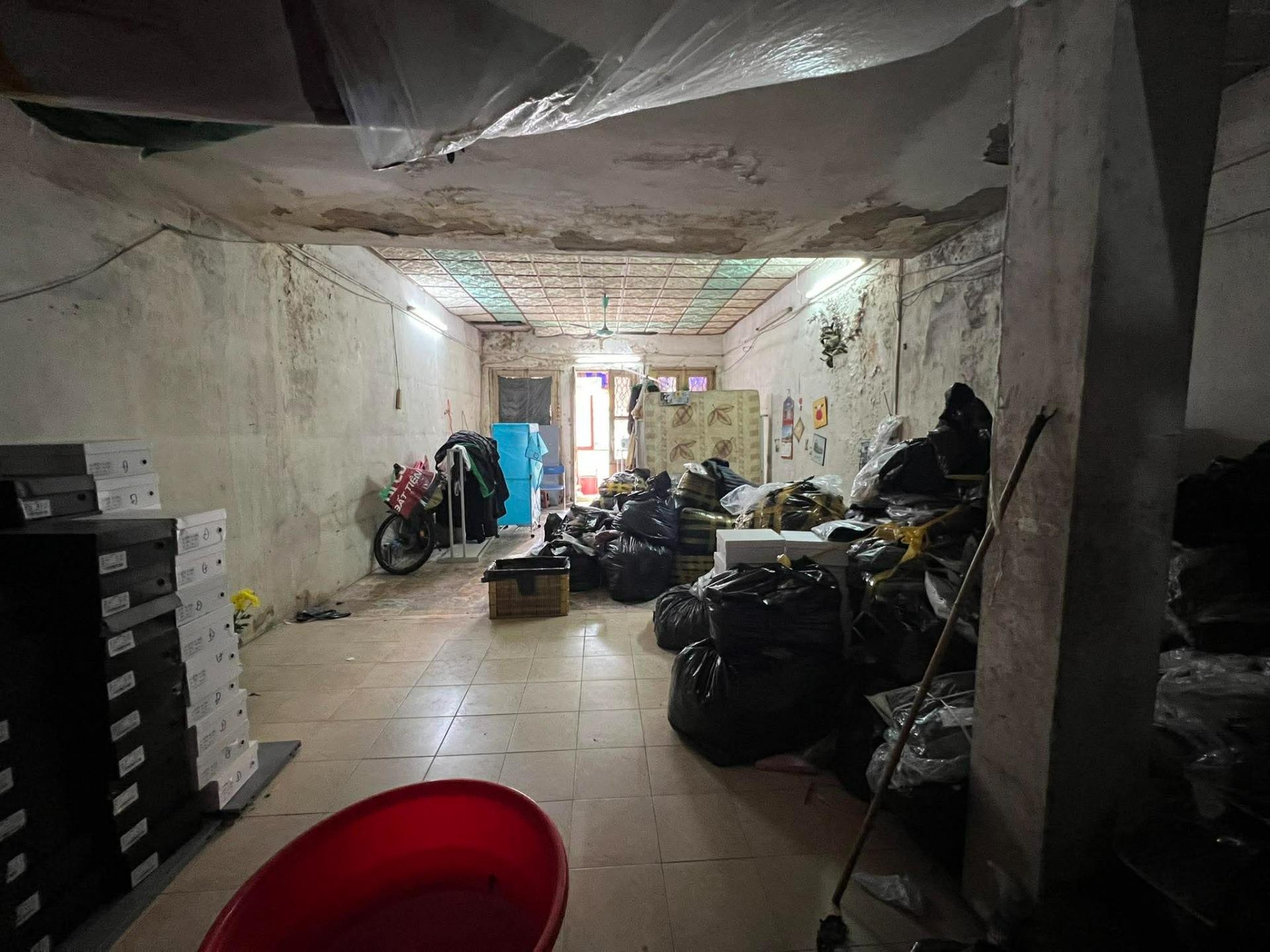 Thuê ngay nhà phố tại Phường Hàng Đào - Hoàn Kiếm - Hà Nội, 200 m2, giá 20 tr/tháng