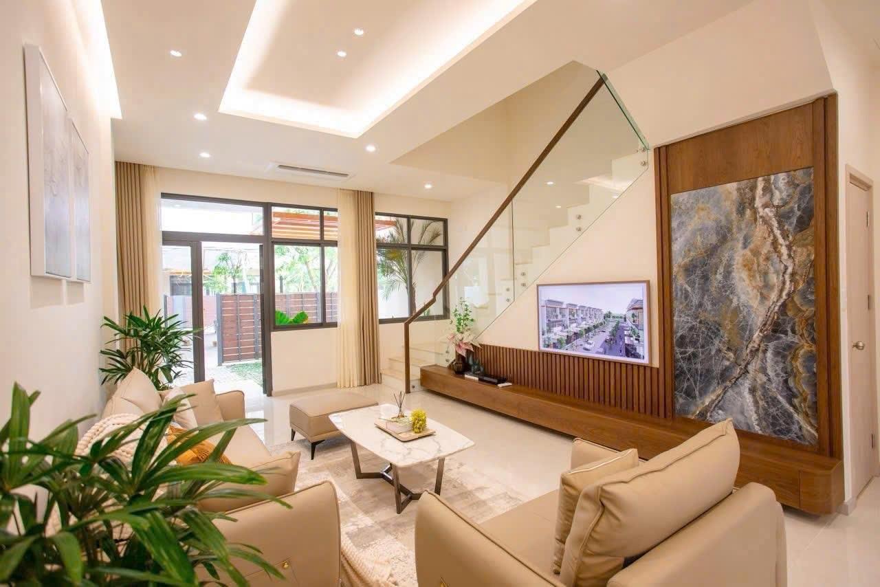 Sở hữu nhà riêng 80 m2, hướng Đông-Nam tại Đường Long Hậu - Long Hậu - Cần Giuộc, giá 4 tỷ