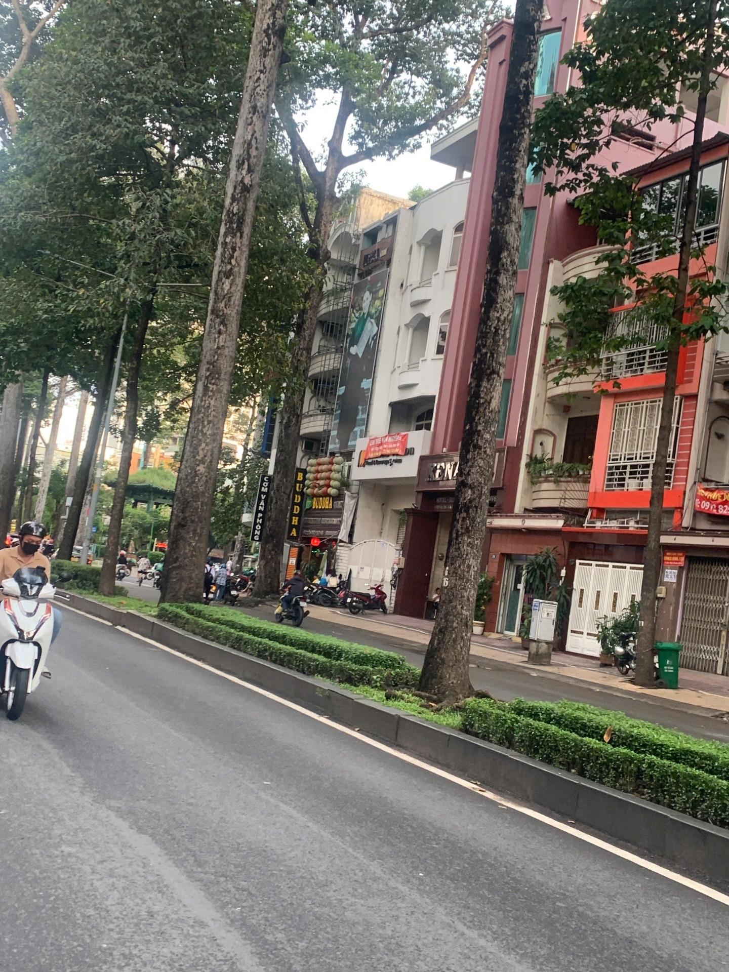 Chuyển nhượng căn nhà mặt phố 68 m2 tại Đường Nguyễn Chí Thanh - 5 - Quận 10, giá 31,5 tỷ