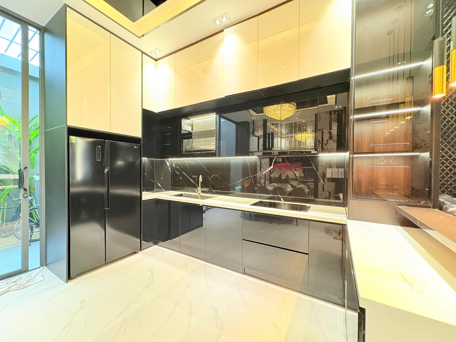 Cần bán gấp nhà phố 80 m2 tại Phường Phú Mỹ - Quận 7 - TP Hồ Chí Minh, giá 17 tỷ