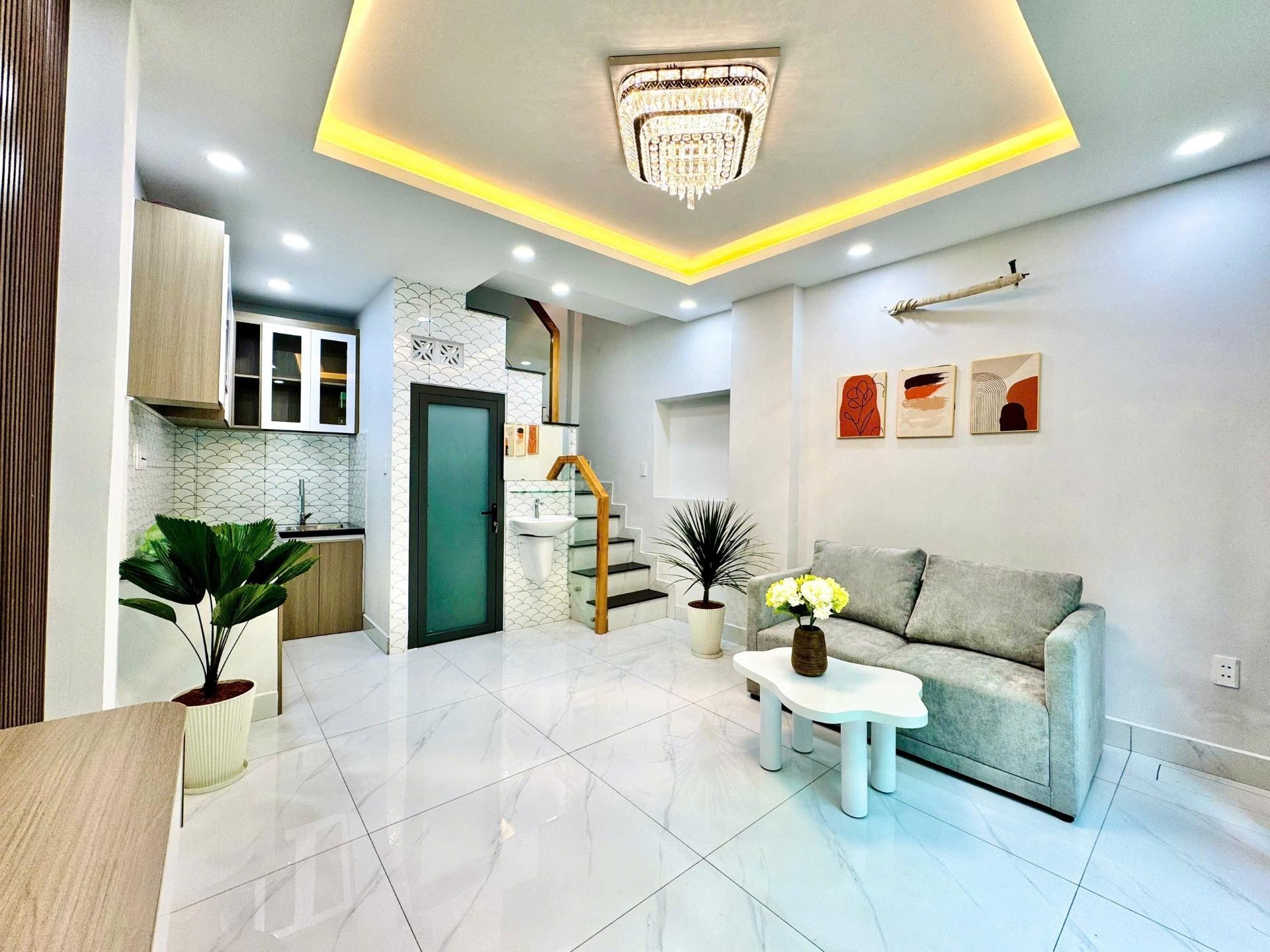 Bán gấp nhà riêng 56 m2 tại Phường 13 - Quận 4 - TP Hồ Chí Minh, giá 1,97 tỷ