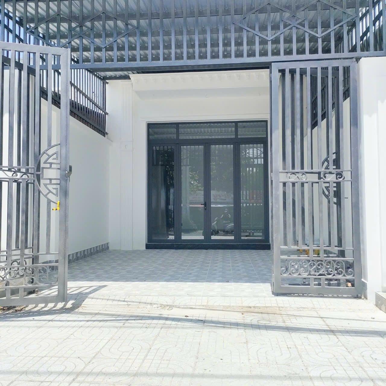 Bán gấp nhà shr 118 m2 tại Đường Huỳnh Văn Cọ - Củ Chi - Củ Chi - TP Hồ Chí Minh, giá 900 tr