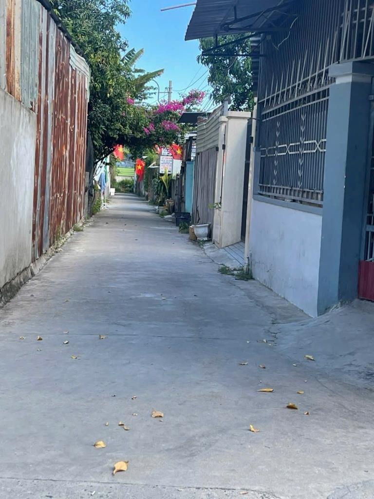 Chuyển nhượng đất 126 m2 tại Phước Đồng - Nha Trang - Khánh Hòa, giá 2,5 tỷ