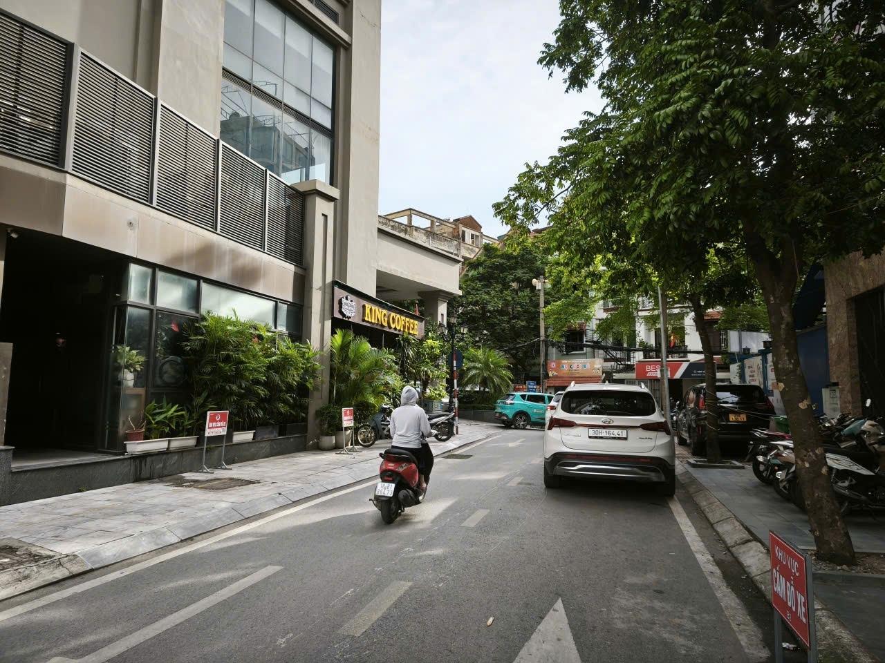 Sở hữu ngay nhà sổ riêng 96 m2 tại Quận Thanh Xuân - Hà Nội, giá 29,8 tỷ