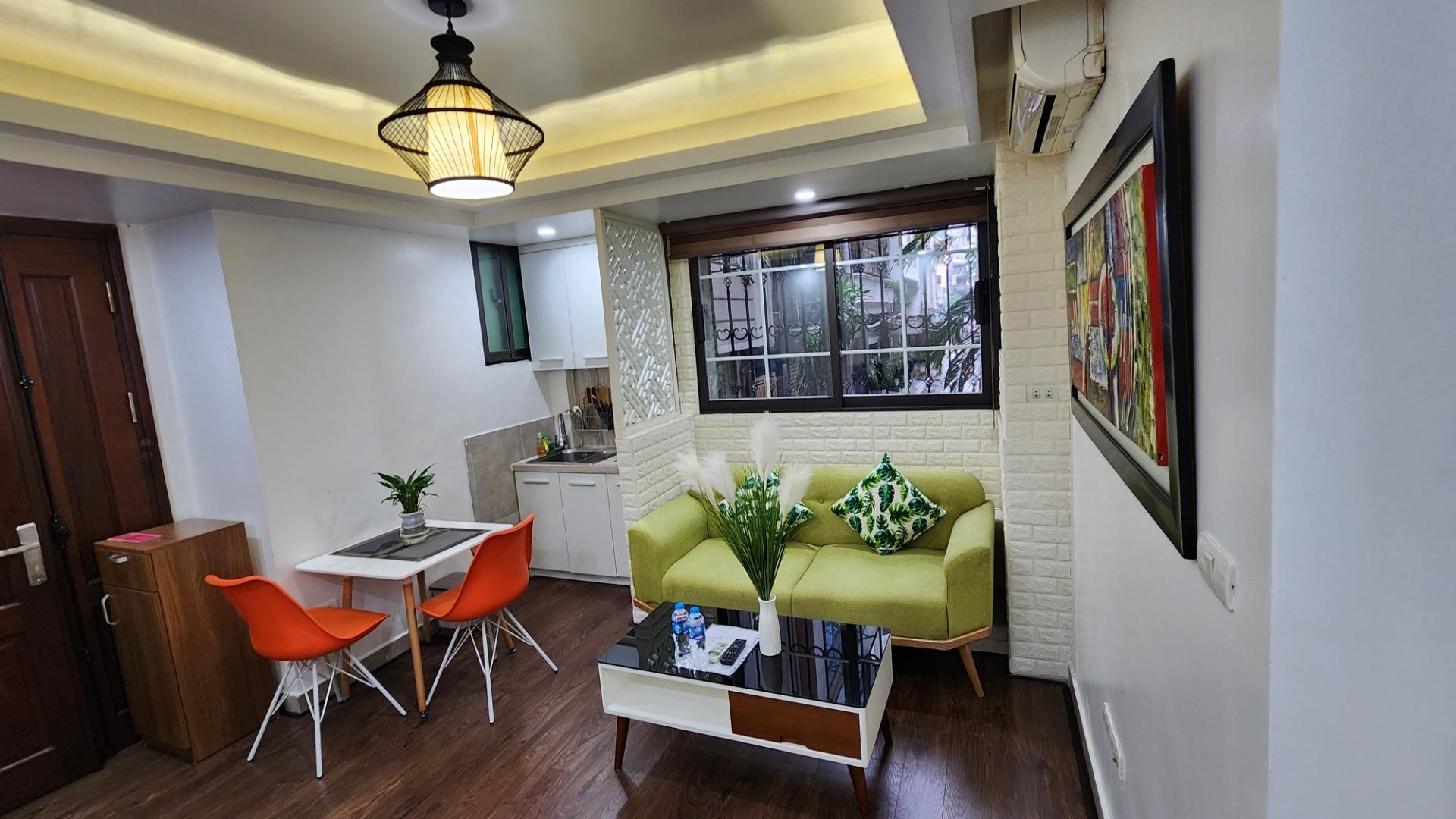 Cần cho thuê gấp chung cư 55 m2 tại Đường Đào Tấn - Ba Đình - Hà Nội, giá 14 triệu/tháng