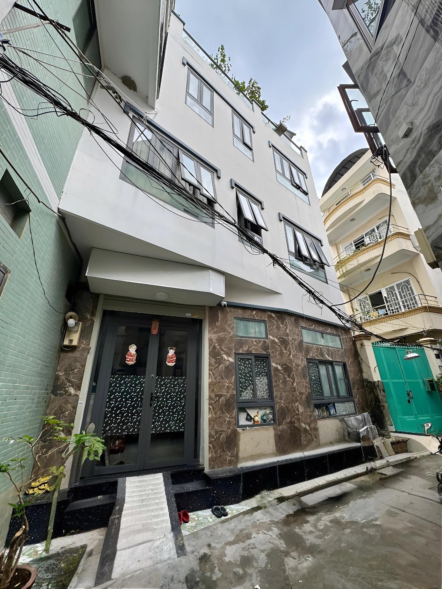 Cần bán nhà sổ riêng 40,5 m2, hướng Tây-Nam tại Đường Điện Biên Phủ - 3 - Quận 3, giá 7,5 tỷ