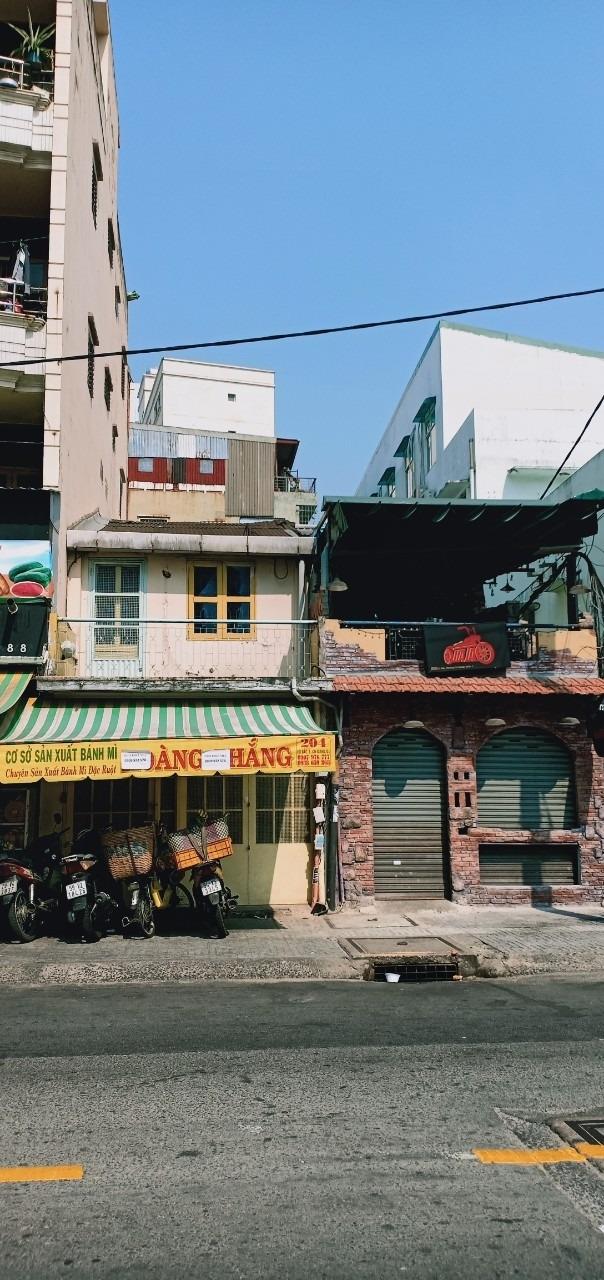 Cần bán ngay nhà mặt phố 68 m2 tại Đường Cô Bắc - Cầu Ông Lãnh - Quận 1, giá 24 tỷ