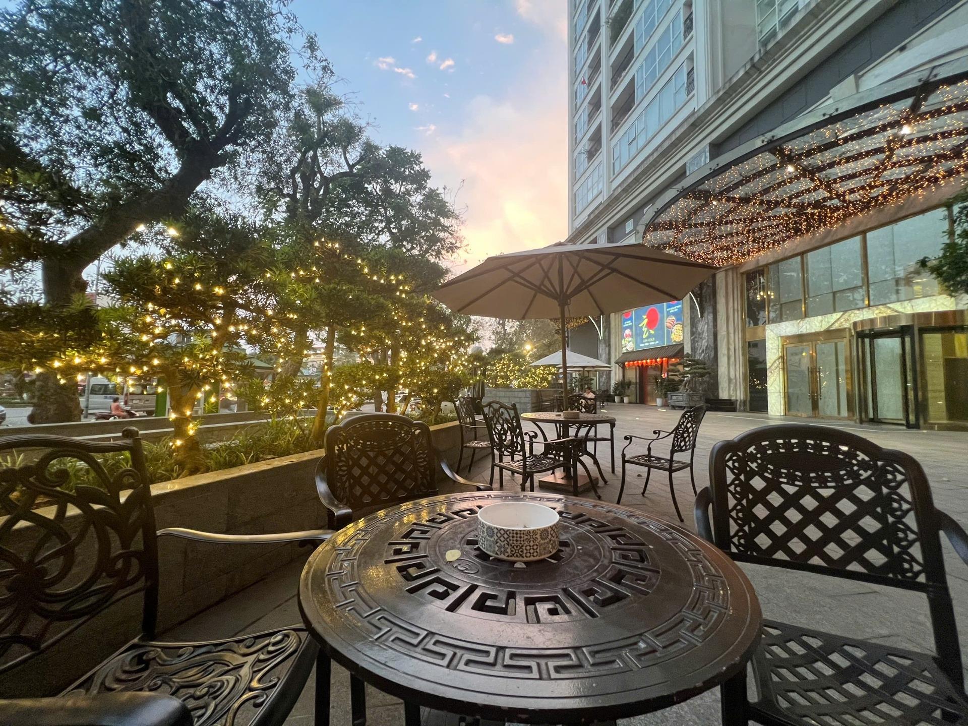 Bán nhanh căn hộ 120 m2, giá tốt tại Phố Yên Phụ - Trúc Bạch - Ba Đình - Hà Nội